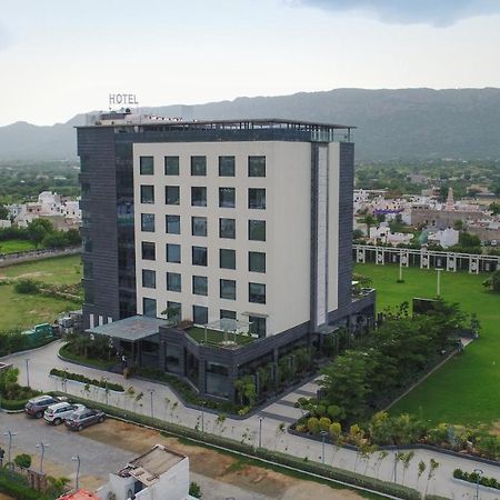Grand Xenia Hotel Аджмер Екстериор снимка