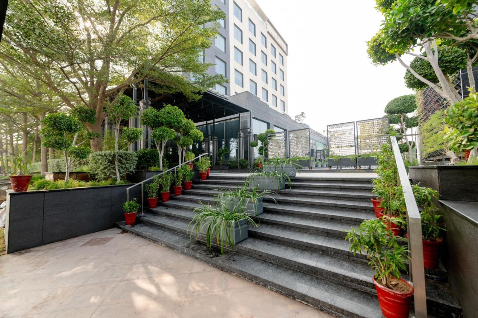 Grand Xenia Hotel Аджмер Екстериор снимка